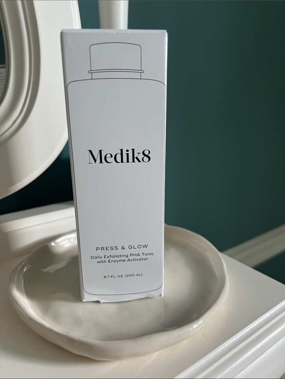 Medik8 Press & Glow Daily Exfoliating PHA Tonic